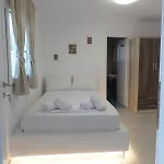 Apartment With A View *